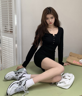 系带 复古气质收腰显瘦v领不规则连衣裙腰部褶皱长袖 2025新款 法式