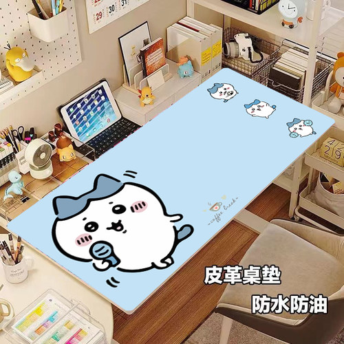chiikawa桌垫吉伊卡哇女生宿舍小八桌面垫乌萨齐可爱梳妆台防水垫