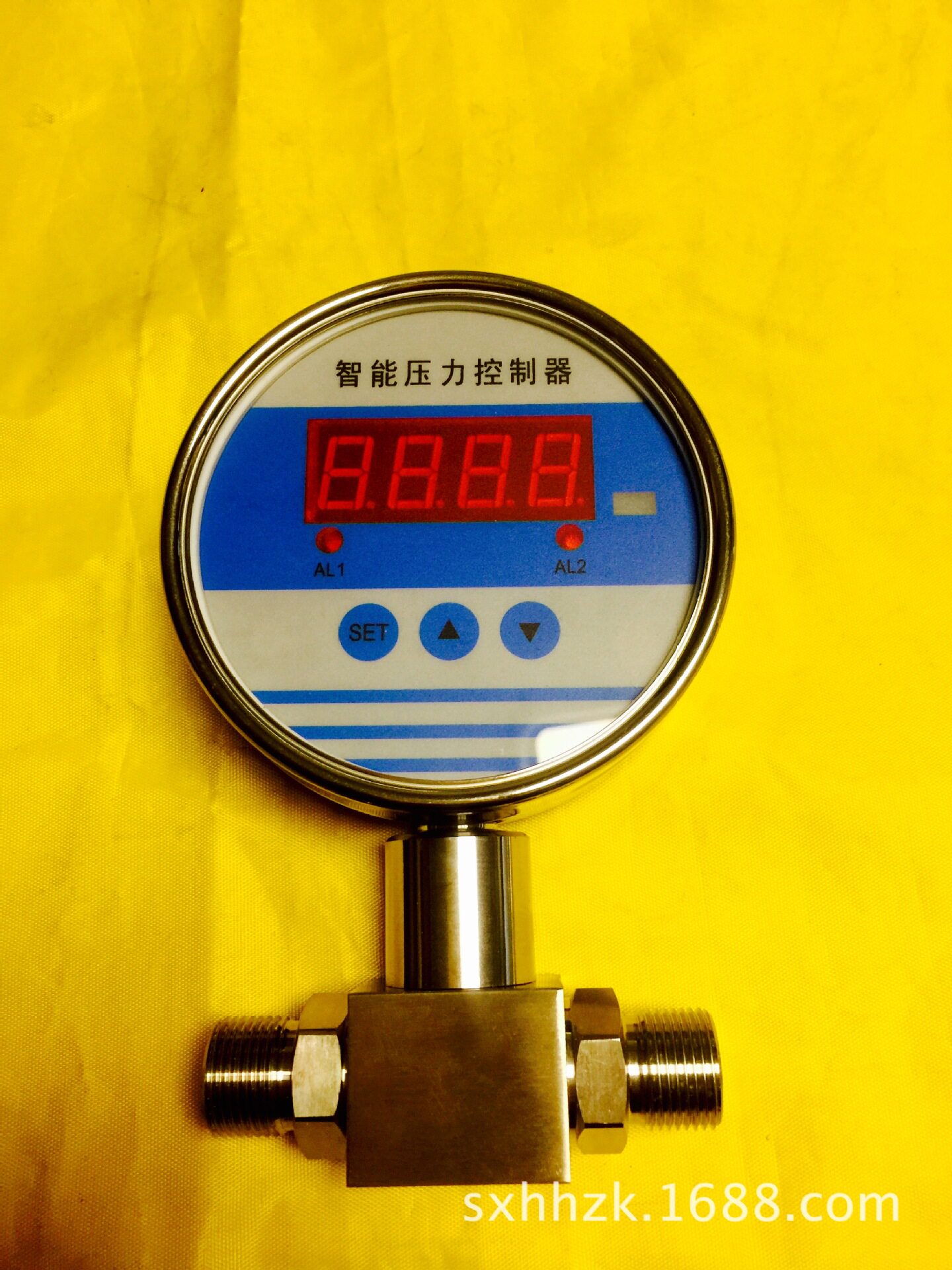 差压变送器，差压控制器，差压测量2路继电器输出一路4-20ma输出