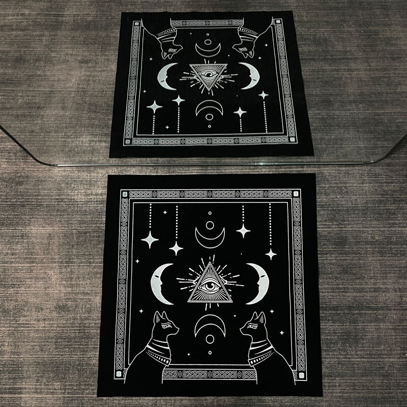 。牌类游戏桌布罗塔牌专用绒布桌布桌游神秘学背景垫子tarot塔牌