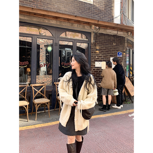 鄭大钱 绑带白色设计感加厚粗线毛衣女慵懒感百搭开衫外穿外套