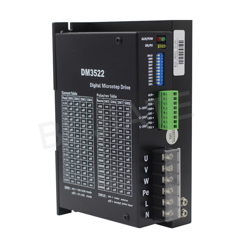 三相86/110/130步进电机驱动器DM3722/3522/3922 交流220V 7/10A