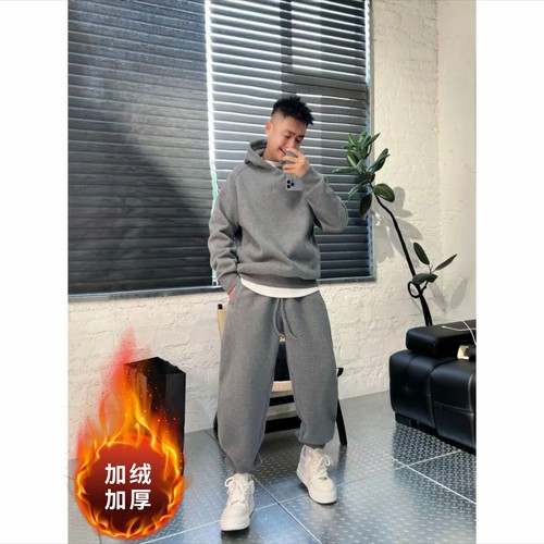 冬季潮流时尚休闲运动套装男