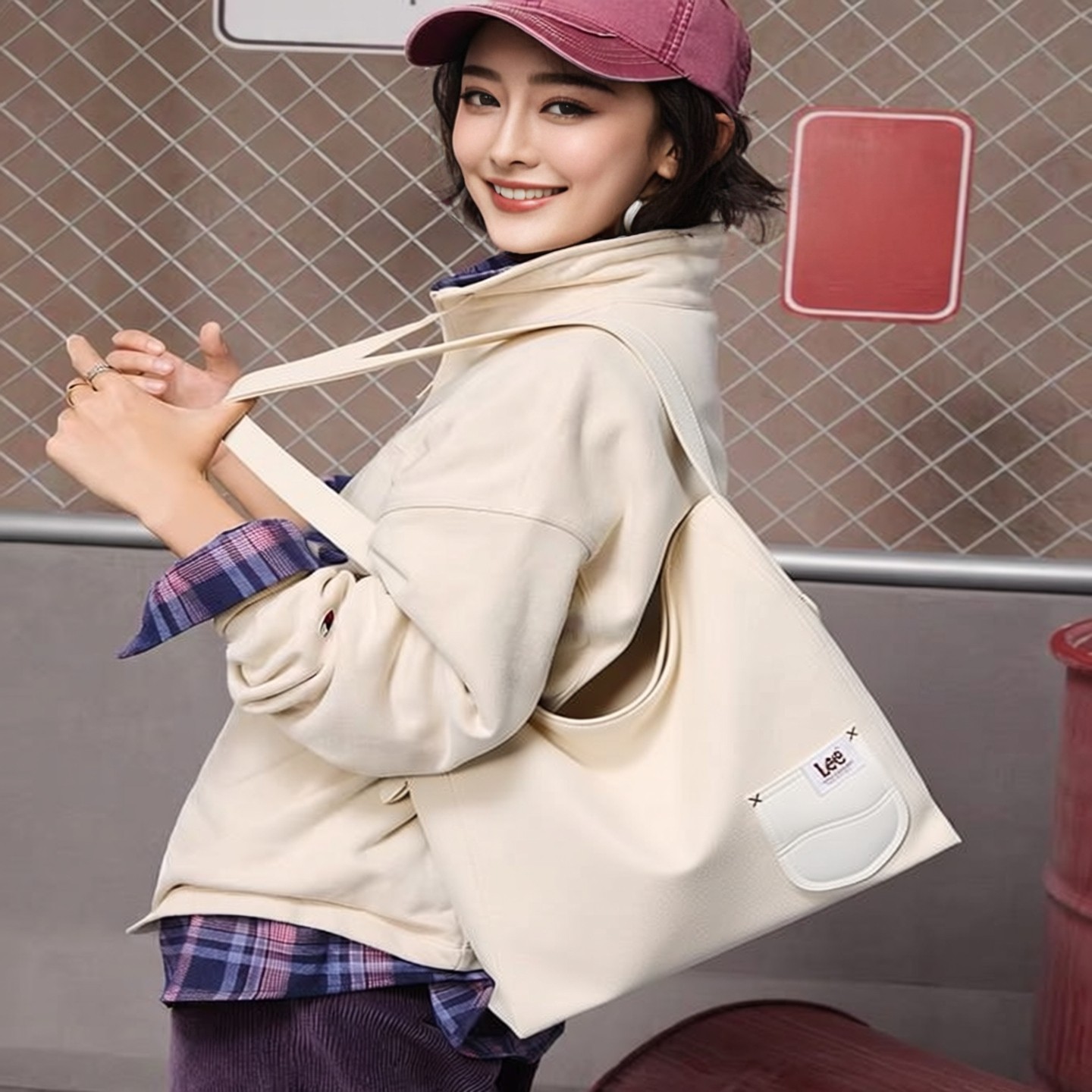 Lee秋季新款托特包女大学生通勤包时尚手提帆布包上课休闲单肩包,箱包皮具/热销女包/男包,托特包,淘宝优惠券,粉丝福利购,淘宝优惠卷