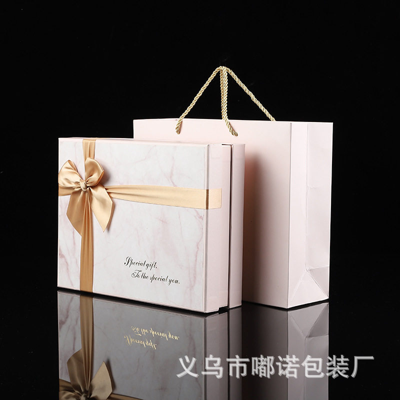情人节粉色蝴蝶结礼物盒空盒子伴手礼盒内衣护肤品礼品包装盒