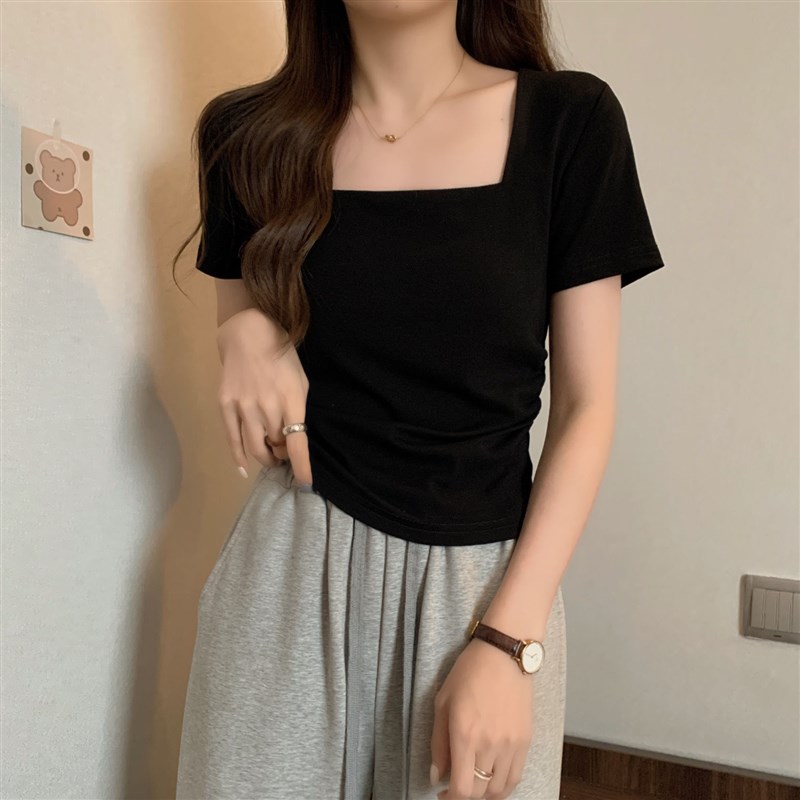 大码方领正肩短袖t恤p女夏季新款胖mm显瘦修身露锁骨辣妹短款上衣