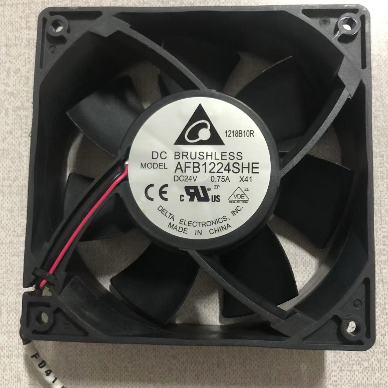 台达风机 AFB1224SHE 全新原装12038 DC24V 0.75A 变频器散热风扇