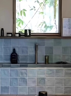 Asttile复古现代渐变凹凸浅蓝色墙砖厨房厕所浴室手工瓷砖地砖100