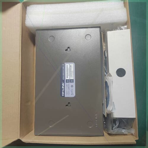 议价.8口楼道交换机TP-LI其它元器件