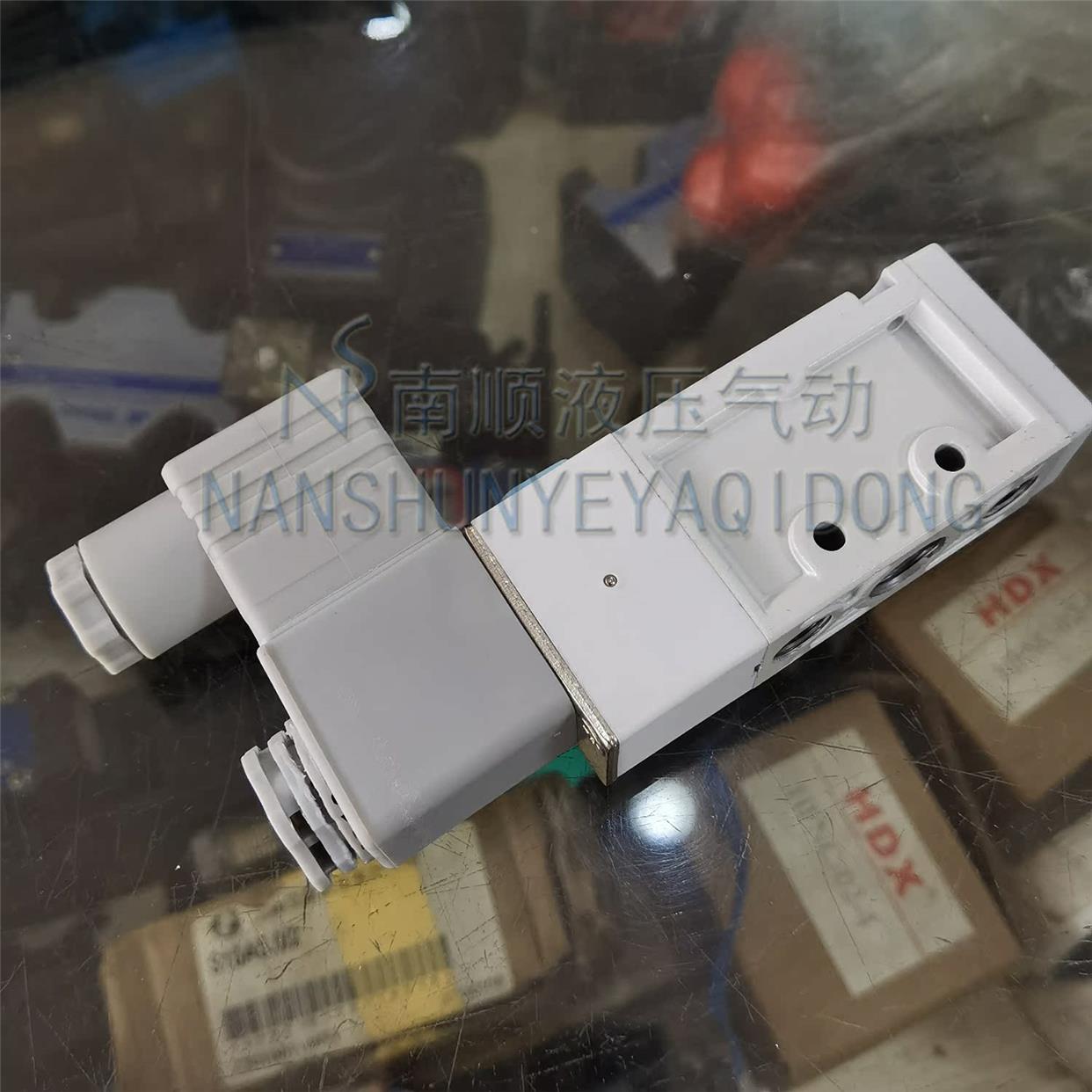 MVSC-220-4E1 DC24 AC220v 4E2C 4E2R电磁阀MINDMAN金器二位五通