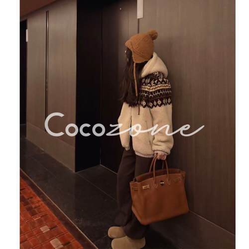 COCO ZONE 刘 一一 “米兰岛”连帽拉链撞色外套CD2A3005
