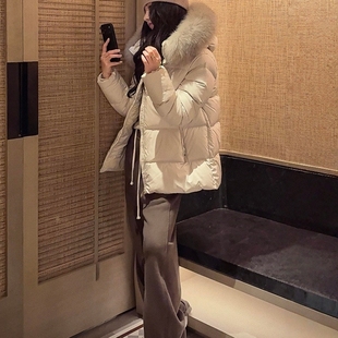 MC鹅绒 刘11 毛领连帽拉链温暖感90鹅绒气质羽绒服 ZONE COCO