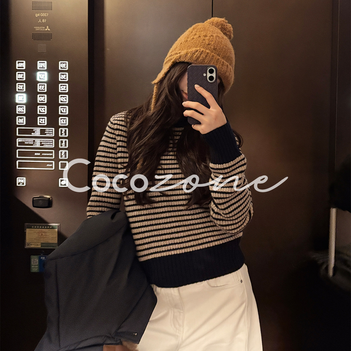 COCO ZONE 刘 一一 “努比毛衣”羊毛混纺毛织上衣 CD2A2721