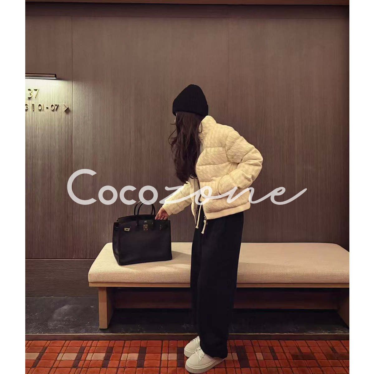 COCO ZONE 刘 一一 “露白”90鹅绒立领纯色饼干格外套 CD2A2733