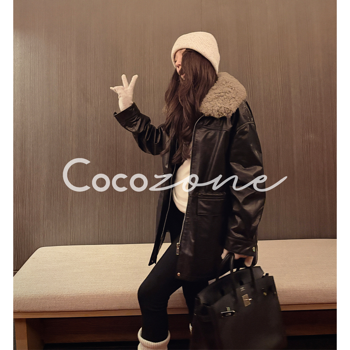 COCO ZONE 刘 一一 “年度战袍”头层小牛皮毛领拉链皮衣CD2A2940