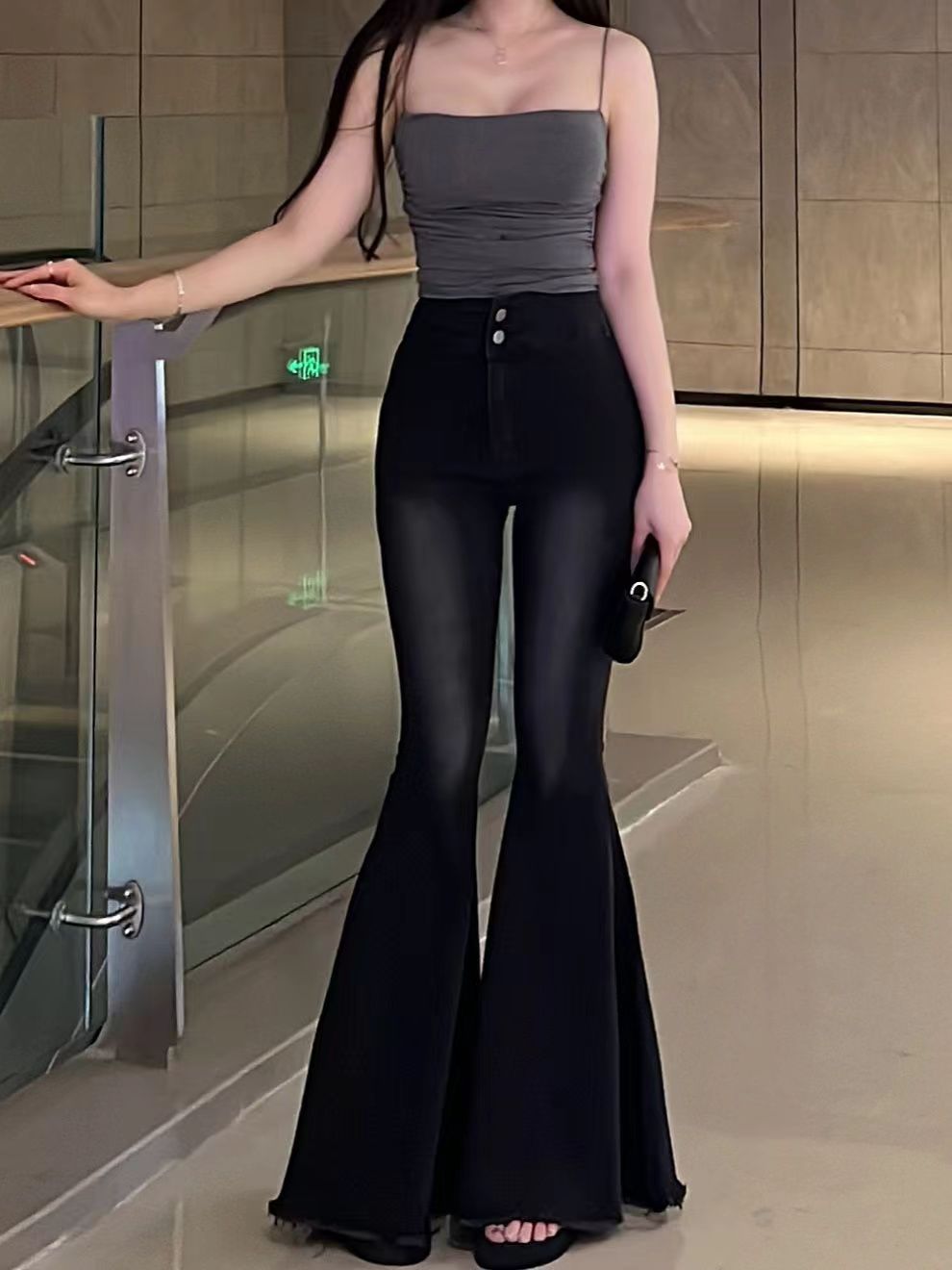 鱼尾牛仔裤女高腰新款大喇叭春季显瘦复古弹力修身阔腿拖地长裤子