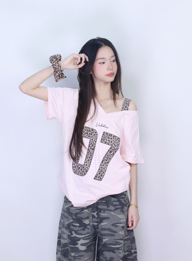 大佬街舞潮牌美式豹纹斜肩上衣蕾丝辣妹宽松显瘦百搭jazz夏季5097