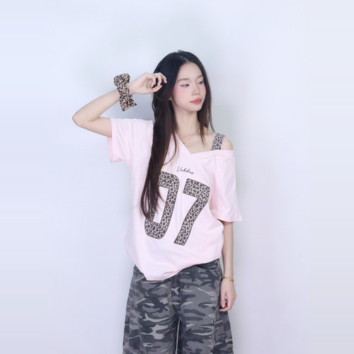 美式豹纹斜肩上衣蕾丝辣妹5097