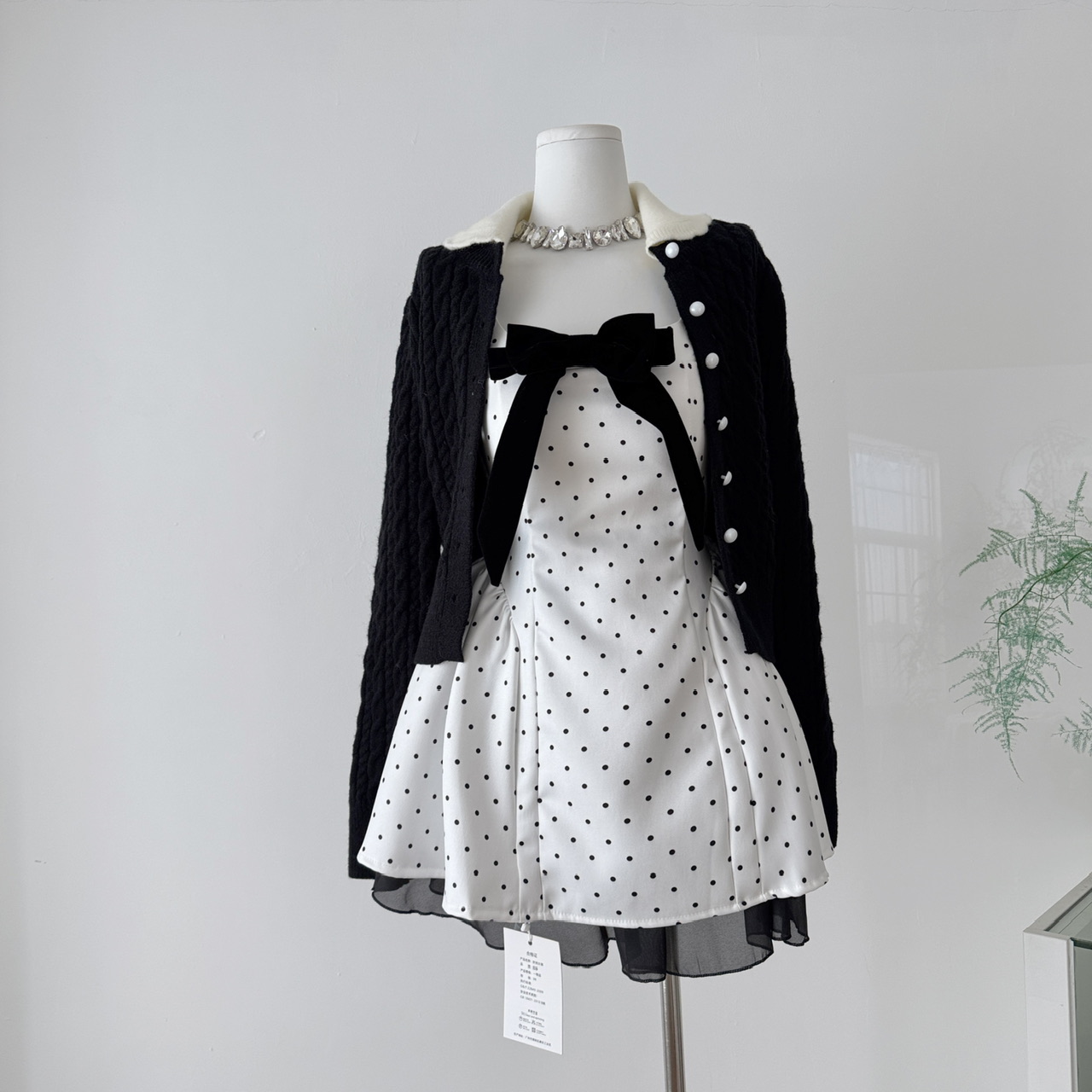 miu系波点公主蓬蓬裙子拼接翻领U领背心连衣裙女针织开衫套装