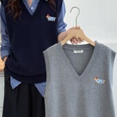 春秋外穿坎肩上衣叠穿无袖 狗狗刺绣针织马甲大码 新款 毛衣背心马夹