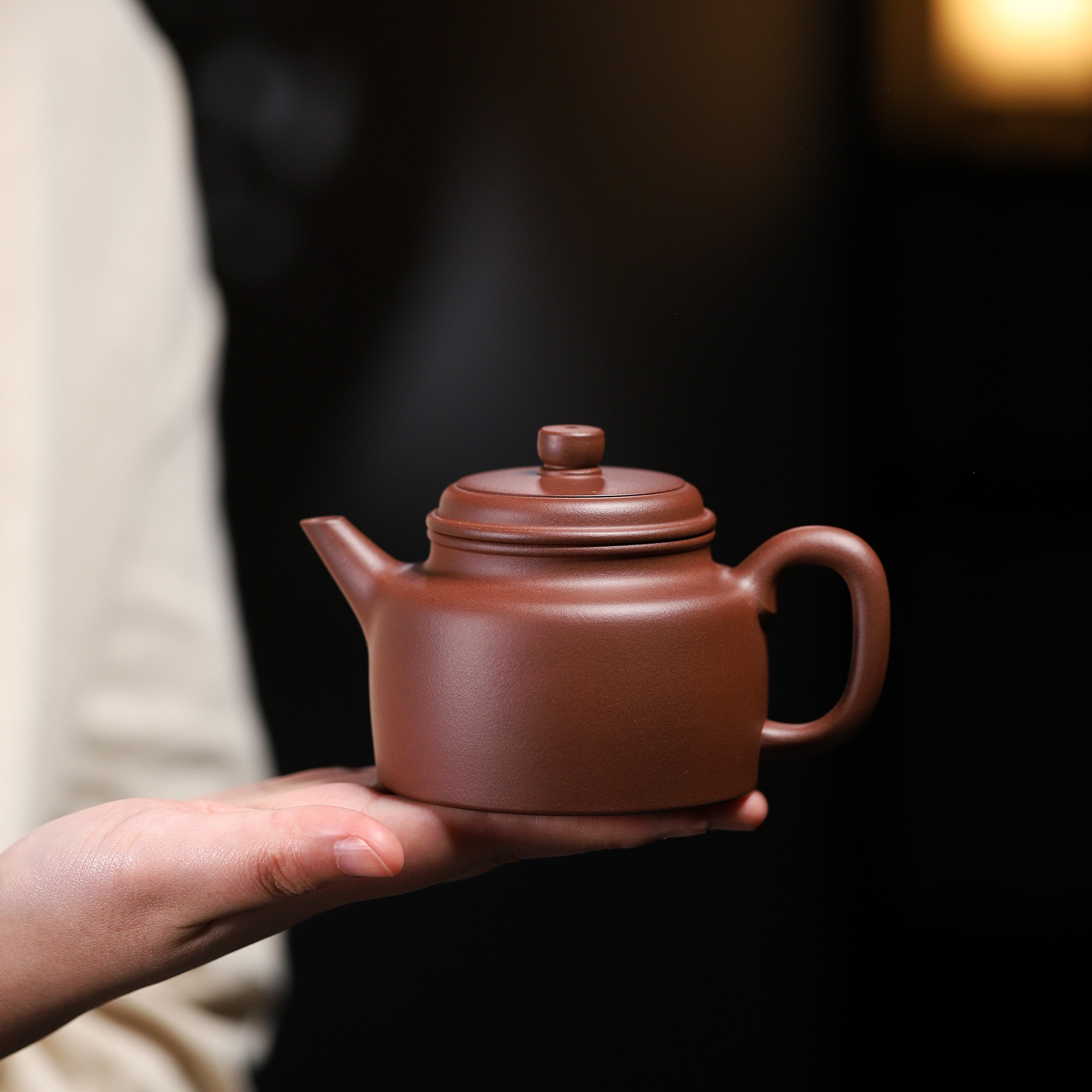 宜兴紫砂原矿紫泥纯手工球孔德钟