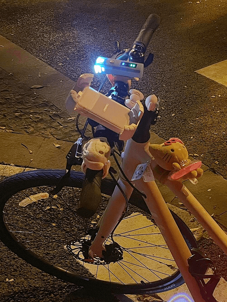 山地公路自行车夜骑灯前灯儿童学生小孩单车手电筒强光超亮车灯