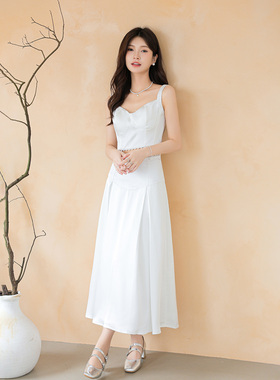 CLUB NEWS法式浪漫缎面珍珠背心高级设计感优雅无袖吊带上衣女