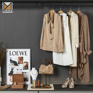 轻奢衣帽间软装饰品样板房衣服首饰包包托盘组合挂画衣柜展厅摆件