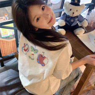 t恤女2025新款 夏季 纯棉短袖 爆款 上衣 正肩设计感小众美式 宽松半袖