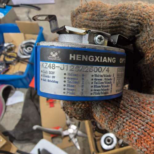 【议价】恒祥HENGXIANG光电编码器KZ48-J12CA2500