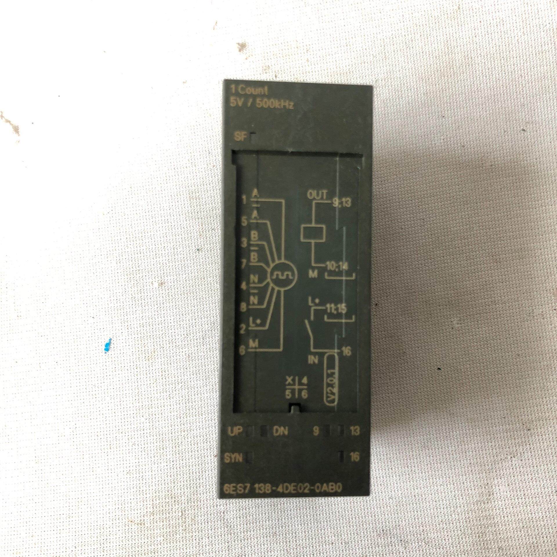 【议价】138-4DE02-0AB0 西门子PLC成色不错有需要