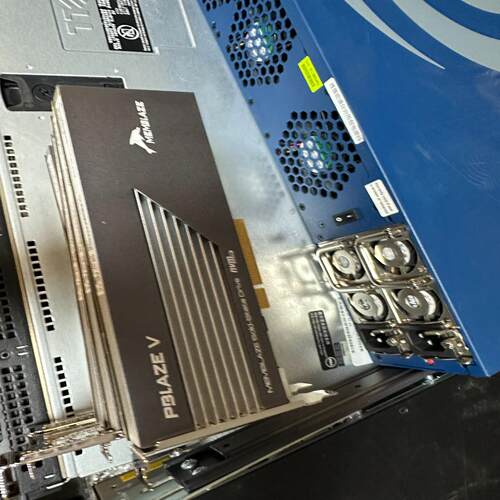 【议价】亿恒小海豚Memblaze PBlaze5 700 36T
