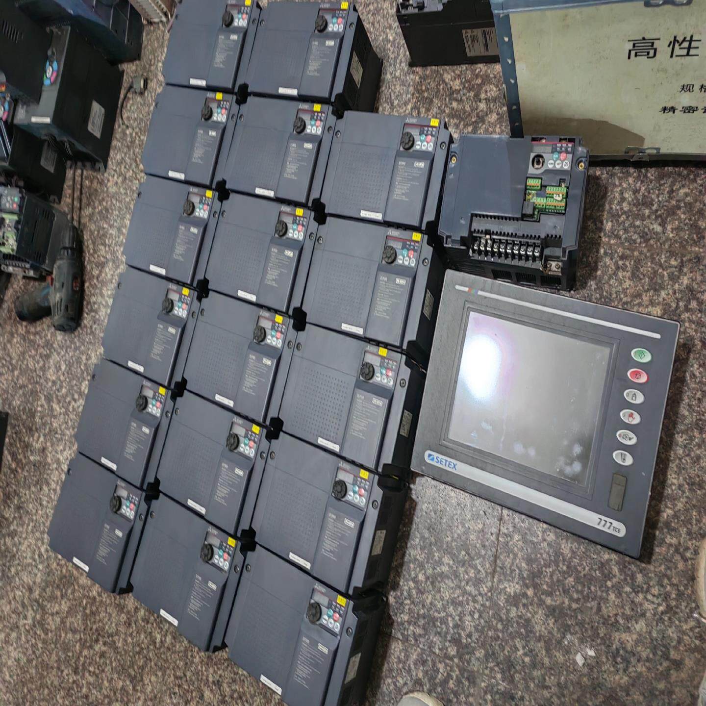 【议价】FR-D740-55K-CHT 三菱变频器原装拆机成色