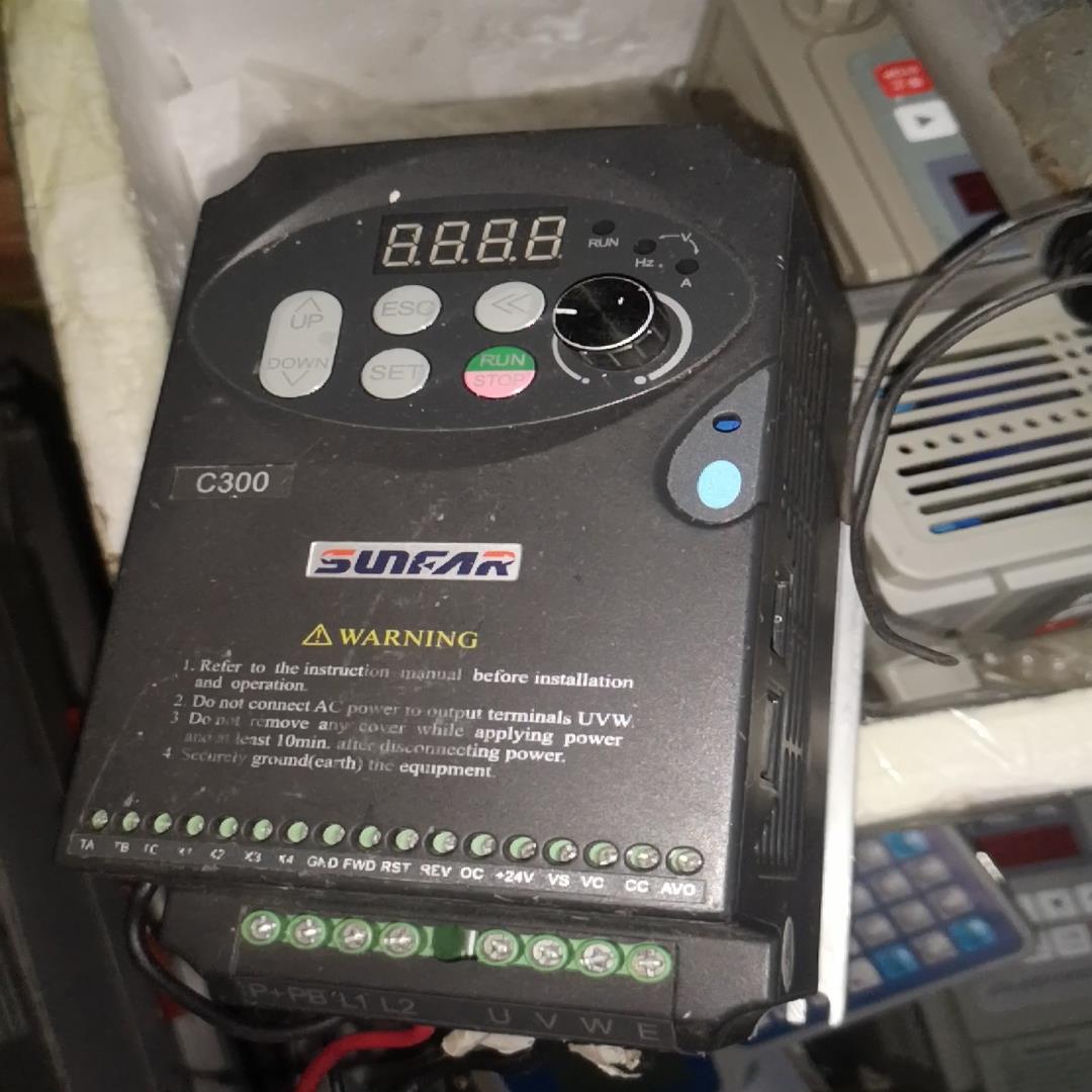 [议价]四方变频器c300-2s0007单相220v07kw0