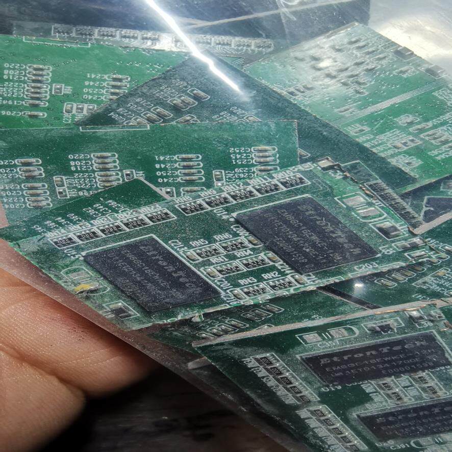 【议价】EM6GC16EWKE-12H数量70个100元打包处理