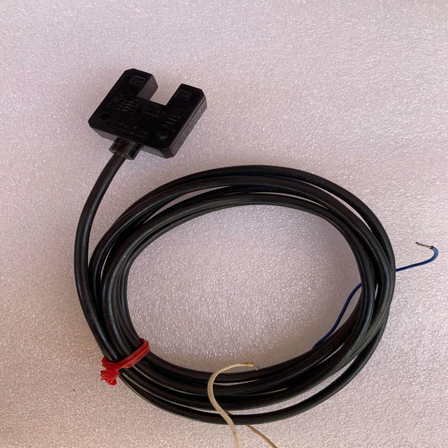 【议价】嘉准F&C光电开关传感器SU-B3 成色看图 另外一个线有点