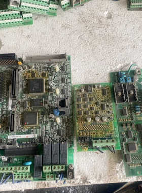 【议价】安川L7变频器主板ETC619210-S2010包好＇成色如