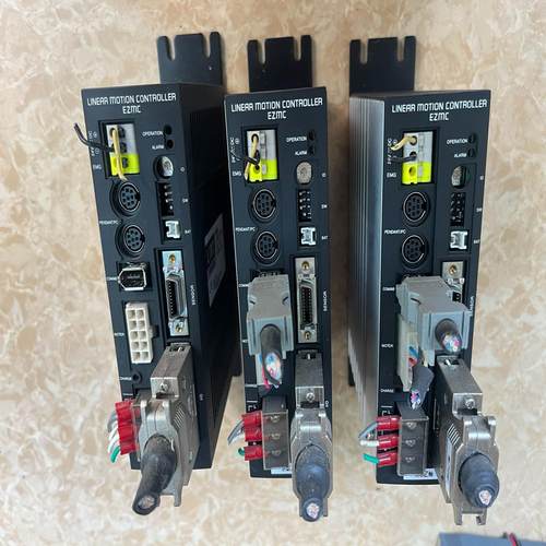 [议价]ezmc13i-a步进驱动器二手拆机功能正常实物图