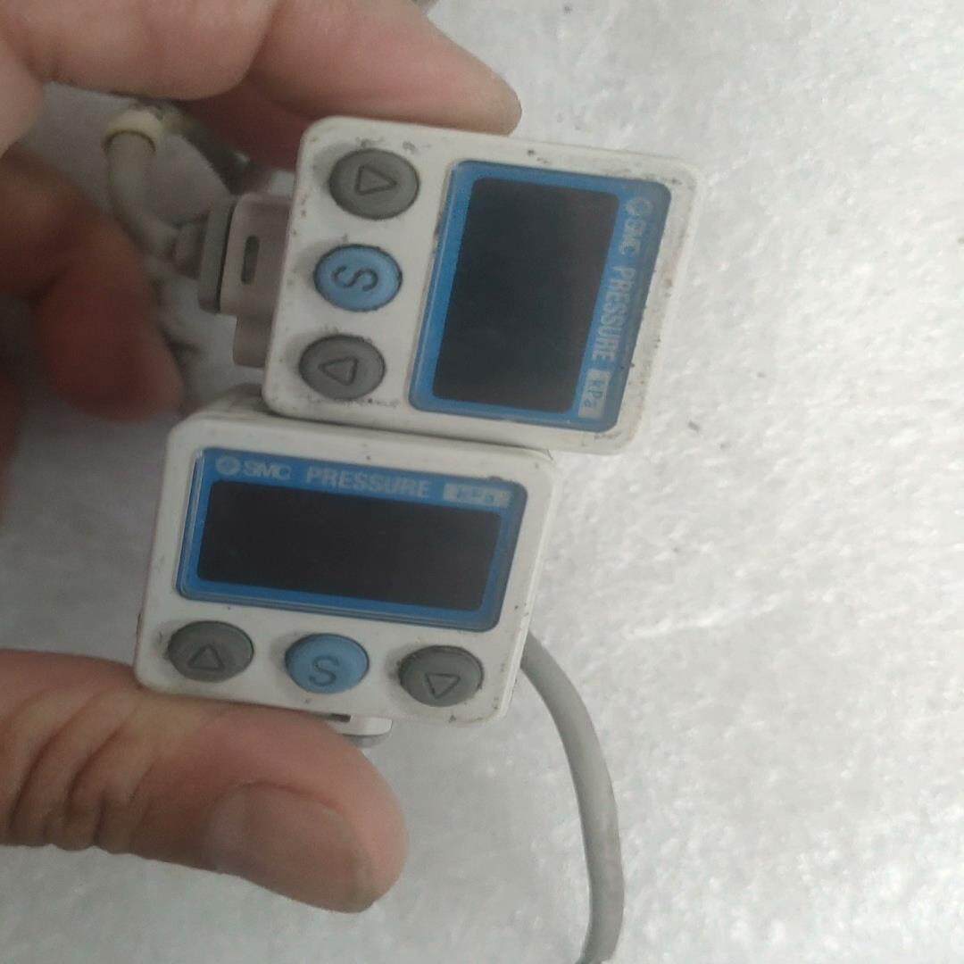 【议价】ZSE40AF-01-R 原装正品SMC两个单价98