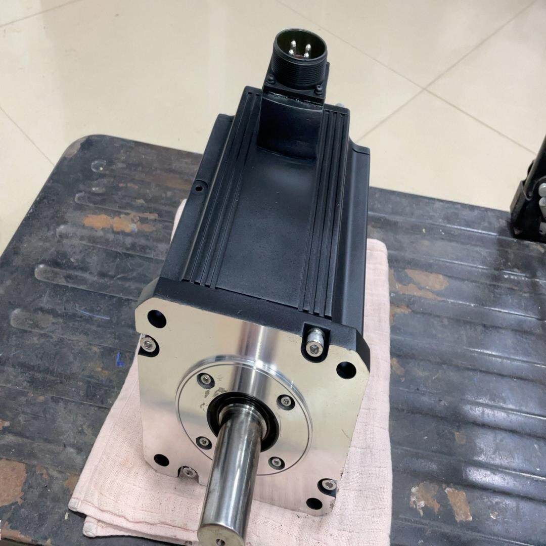 【议价】HC-SFS702 拆机三菱J2S系列7千瓦伺服电机成色如