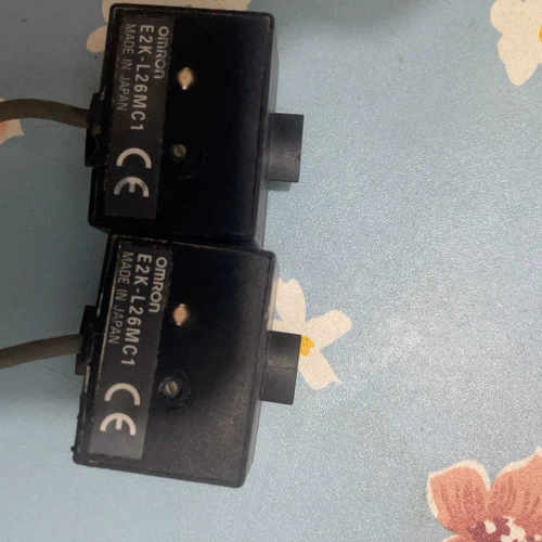 【议价】 E2K-L26MC1 液位传感器 成色正常使