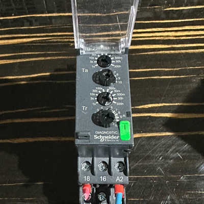【议价】时间继电器 RE22R1MLMR一只