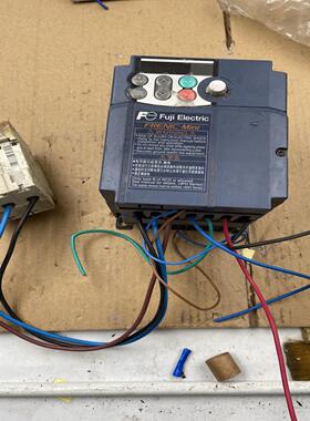 [议价]富士变频器FRN0002C2S-4C  闲5框