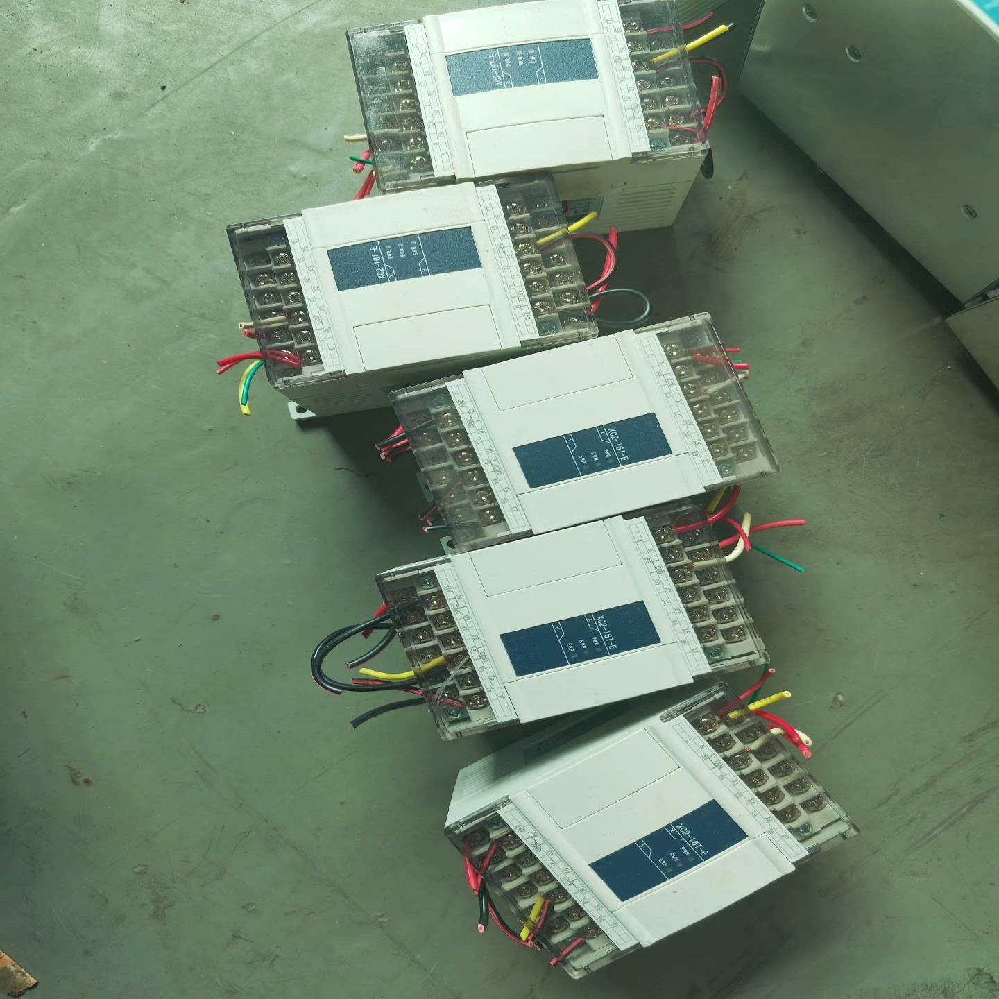 【议价】信捷PLC型号XC2-16T-E库存13台成色漂亮