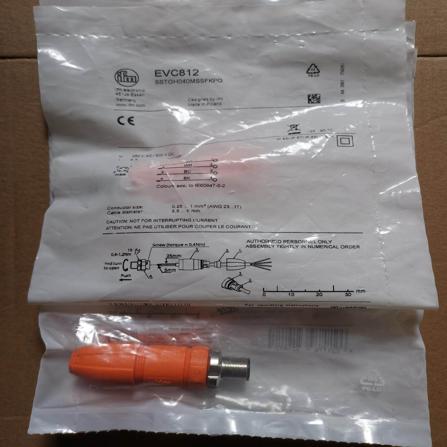 【议价】EVC810 EVC812  IFM 易福门 连接接头信号