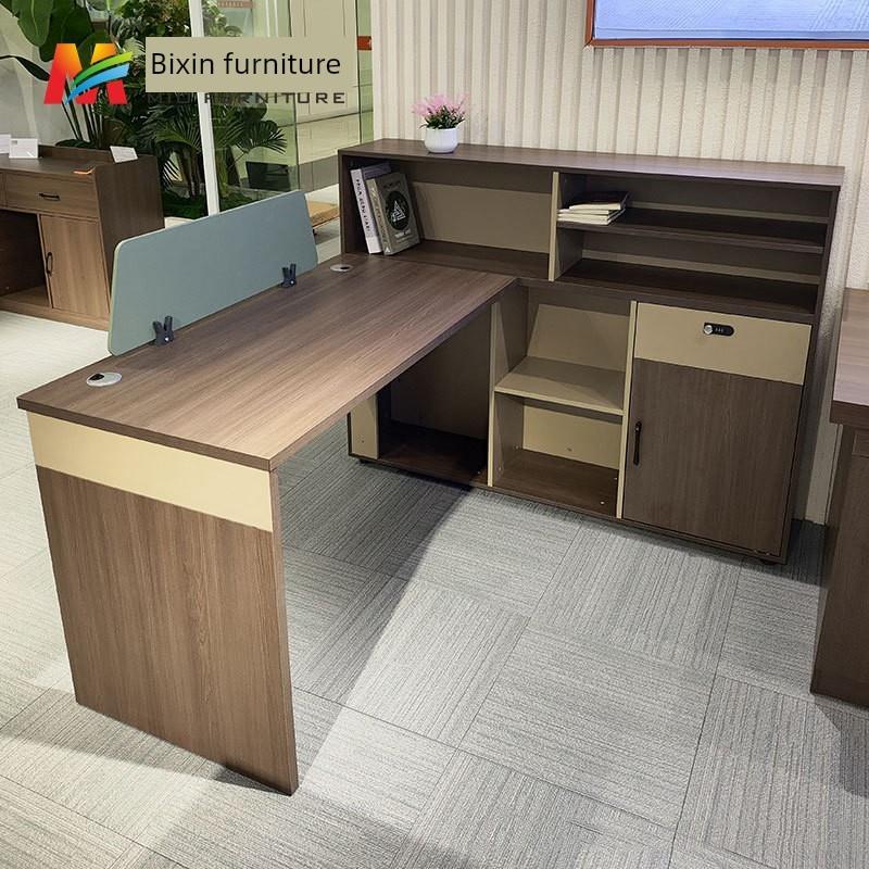 职员办公桌屏风工作位卡位组合简约现代主管财务桌单人办公电脑桌