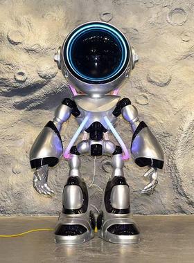 发光机器人大摆件打卡太空兔子