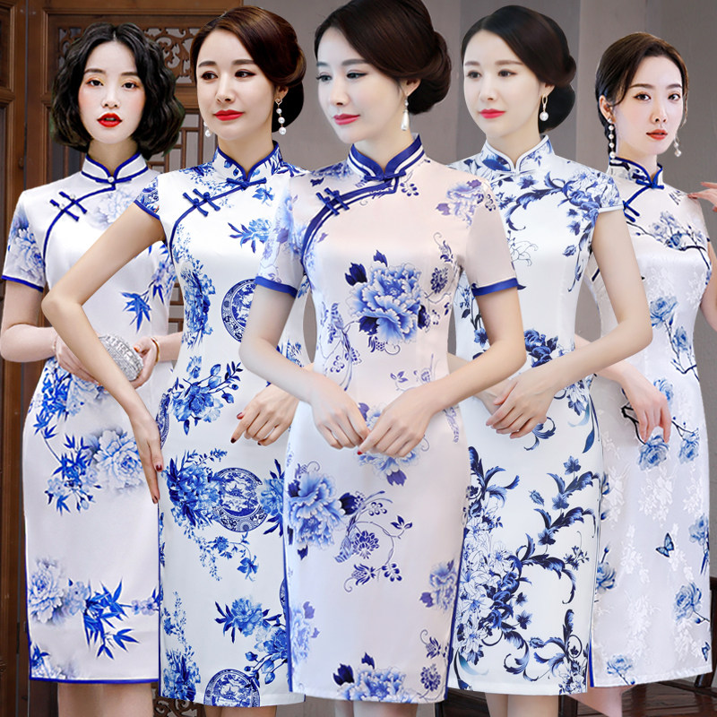 青花瓷旗袍短款中国风走秀演出礼服年轻H时尚春夏女装小个子日常图片