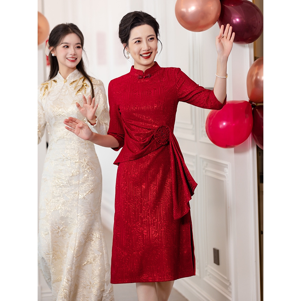 日本品质新中式喜婆婆婚宴礼服装2025新款高级感红色连衣裙婚礼旗