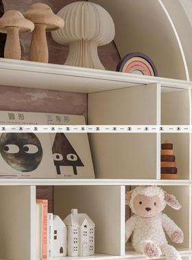 现代简约样板间儿童房书桌软装摆件女孩房书桌创意搭配装饰品